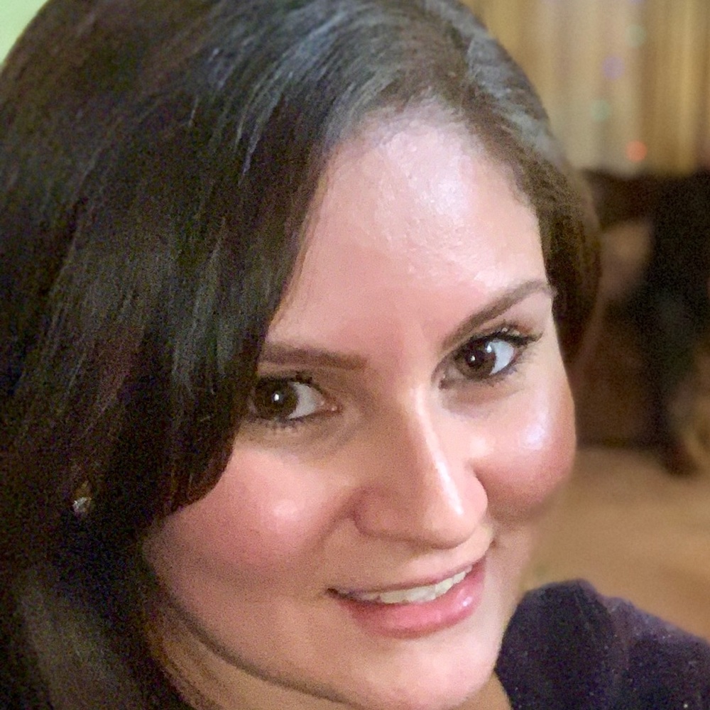 Meet your Posher, Mirna